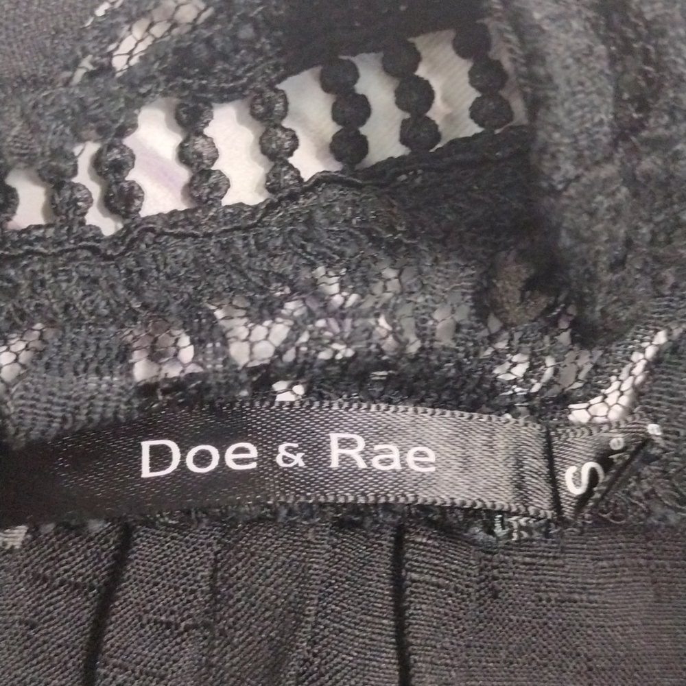 Doe & Rae Black Lace & Linen- Like Sleeveless Blouse sz. S #485 - Picture 8 of 9